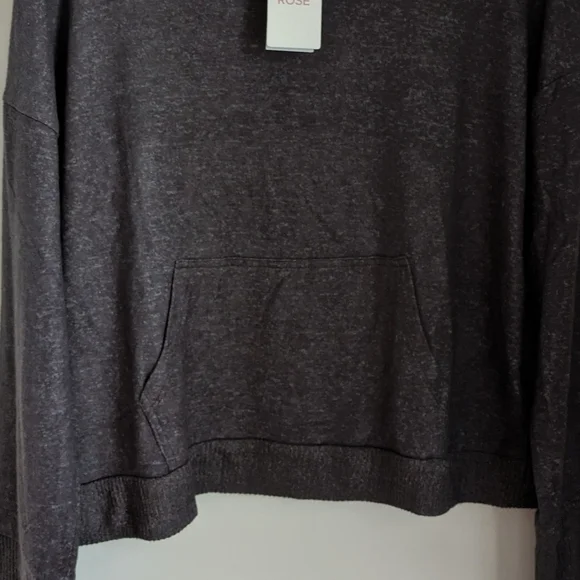 🆕 Pink Rose Sweater Charcoal Gray Cowl Neck XL Thumb Holes Long Sleeves - Picture 6 of 15
